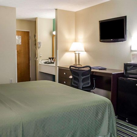 Quality Inn & Suites Medina - Akron West Εξωτερικό φωτογραφία